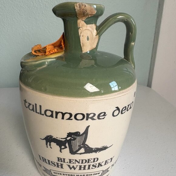 Tullamore Dew Blended Irish Whiskey Jug 4/5 Quart Vintage Empty - Picture 2 of 6